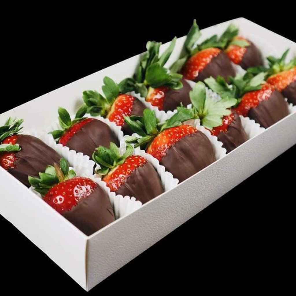 Image-Chocolate dipped Strawberries