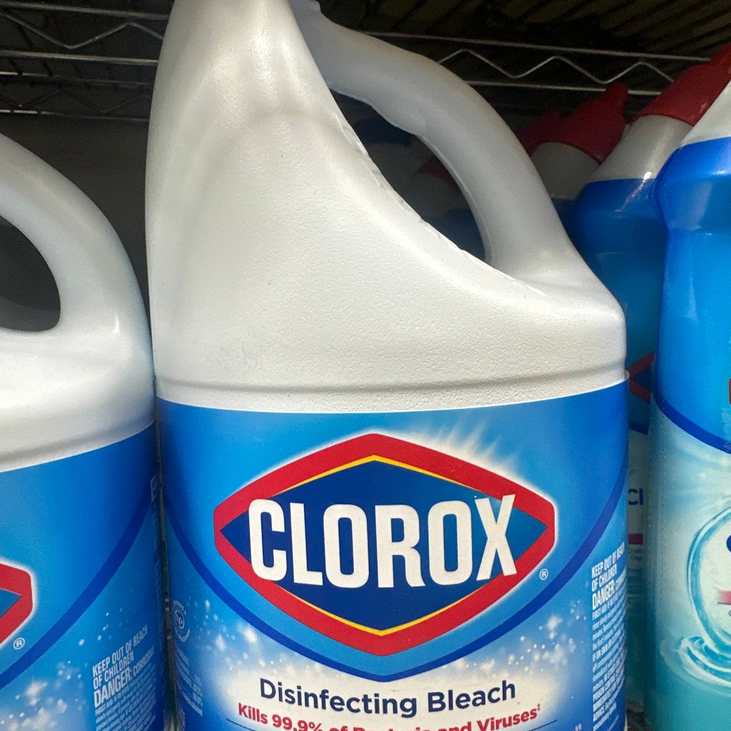 Image-Clorox disinfecting bleach 121 oz