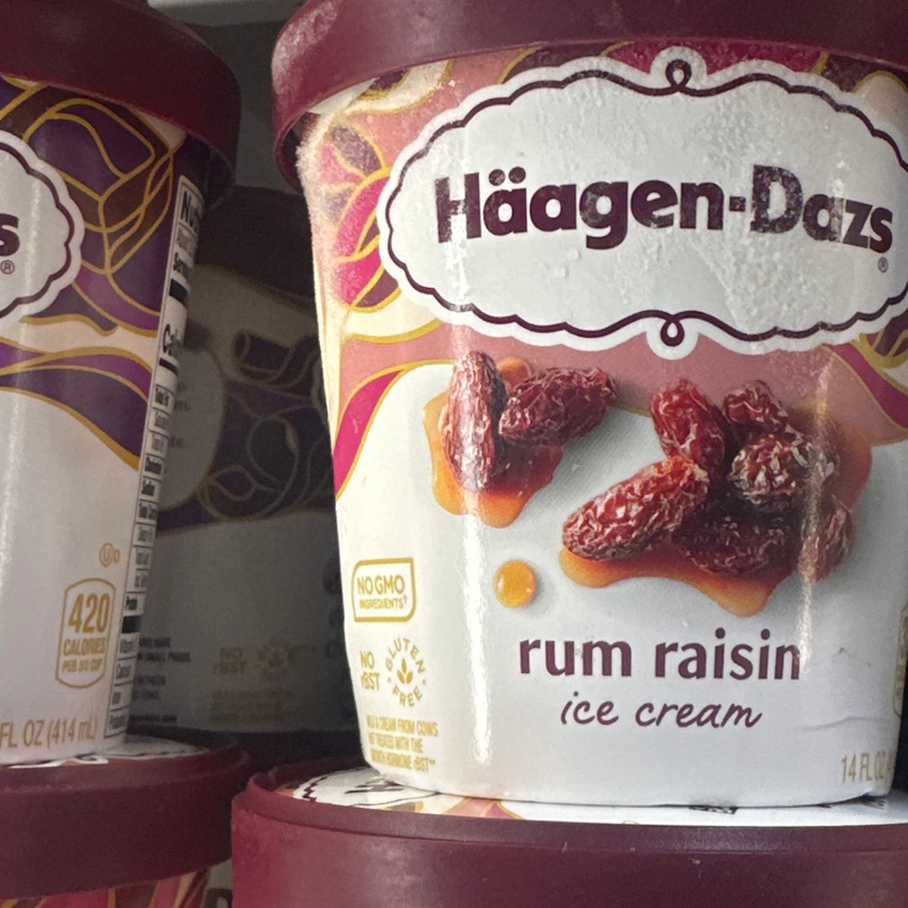 Image-Rum raisin ice cream