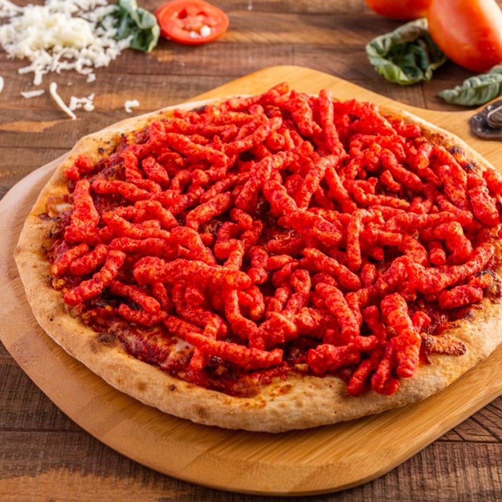 Image-Hot Cheetos Pizza 🌶️