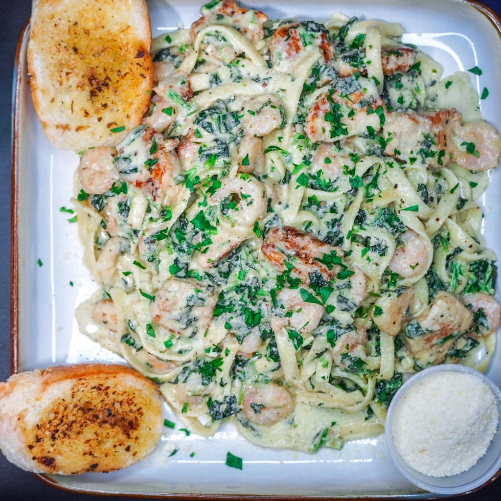 Image-Chicken Fettuccine Alfredo