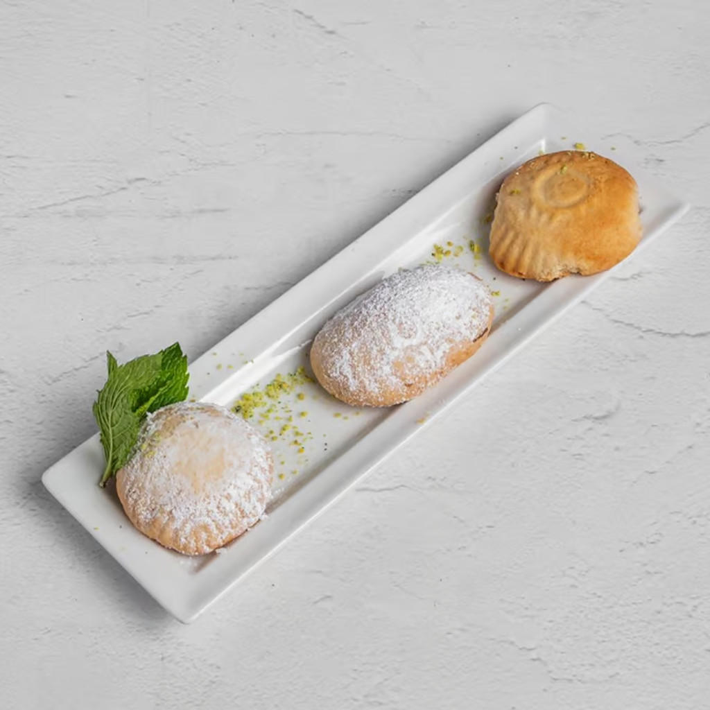Image-Maamoul with Dates