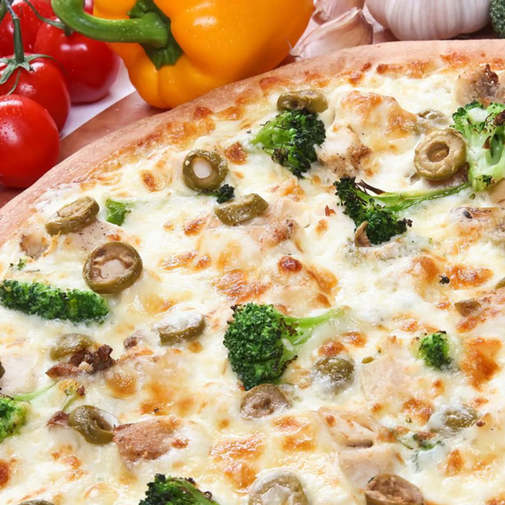 Image-Broccoli&Chicken Pizza