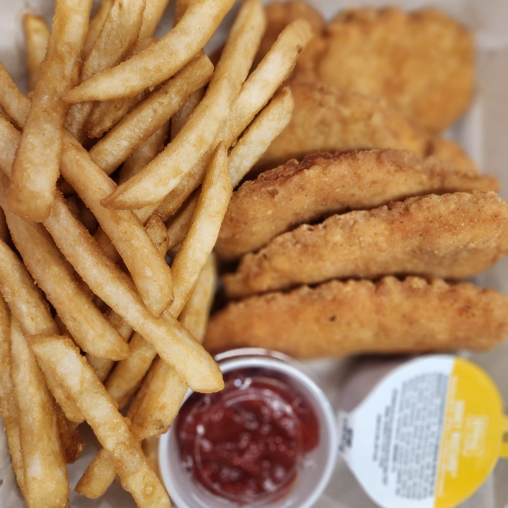 Image-Chicken Tenders w/fries