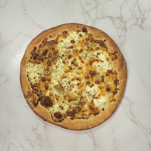 Image-White Pizza