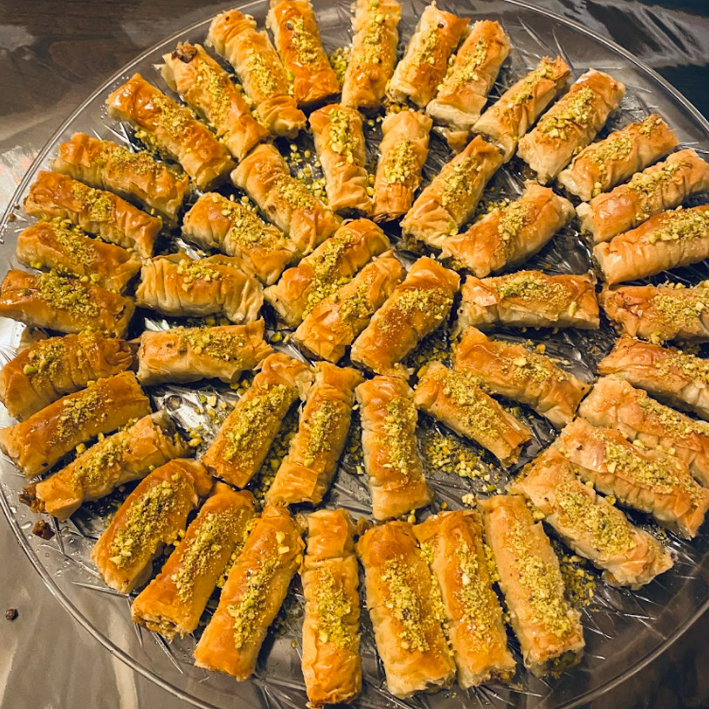 Image-Baklava with pistachio