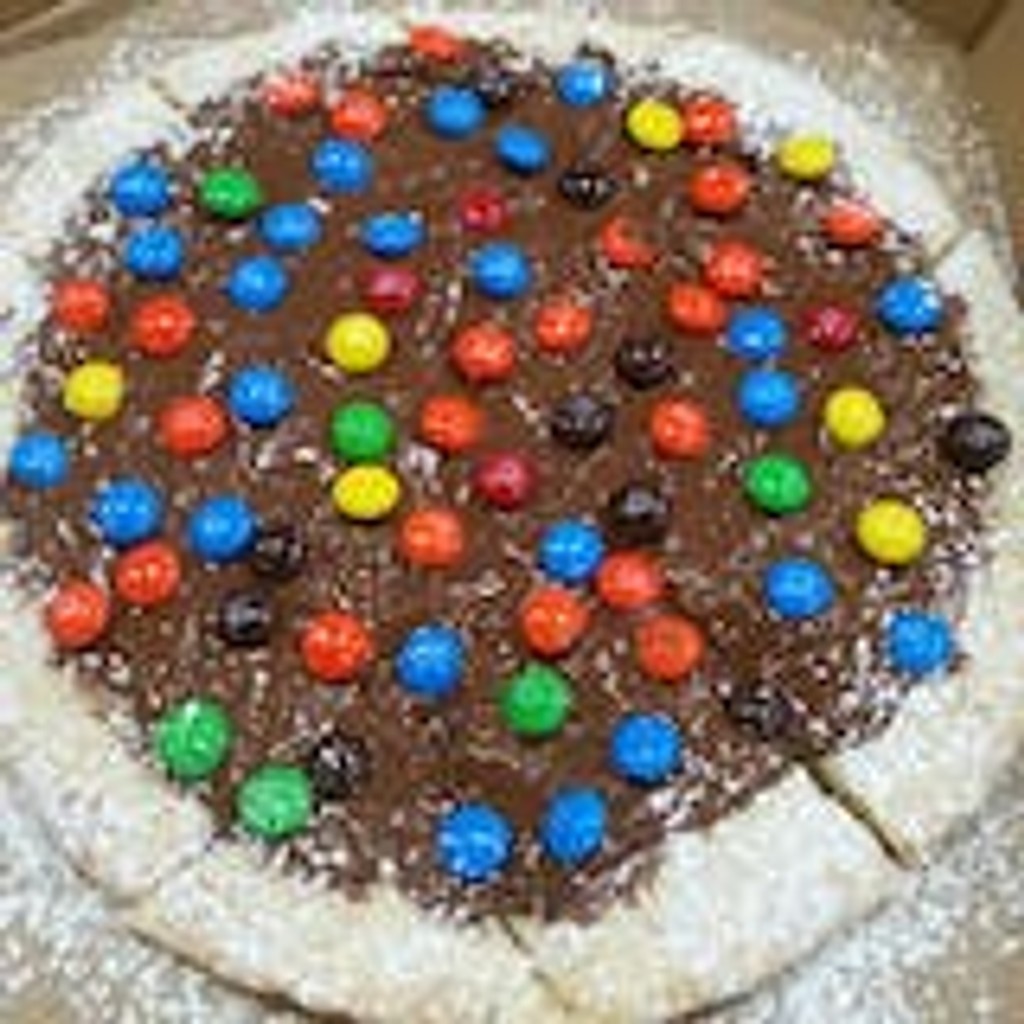 Image-Hazelnut Chocolate Pizza