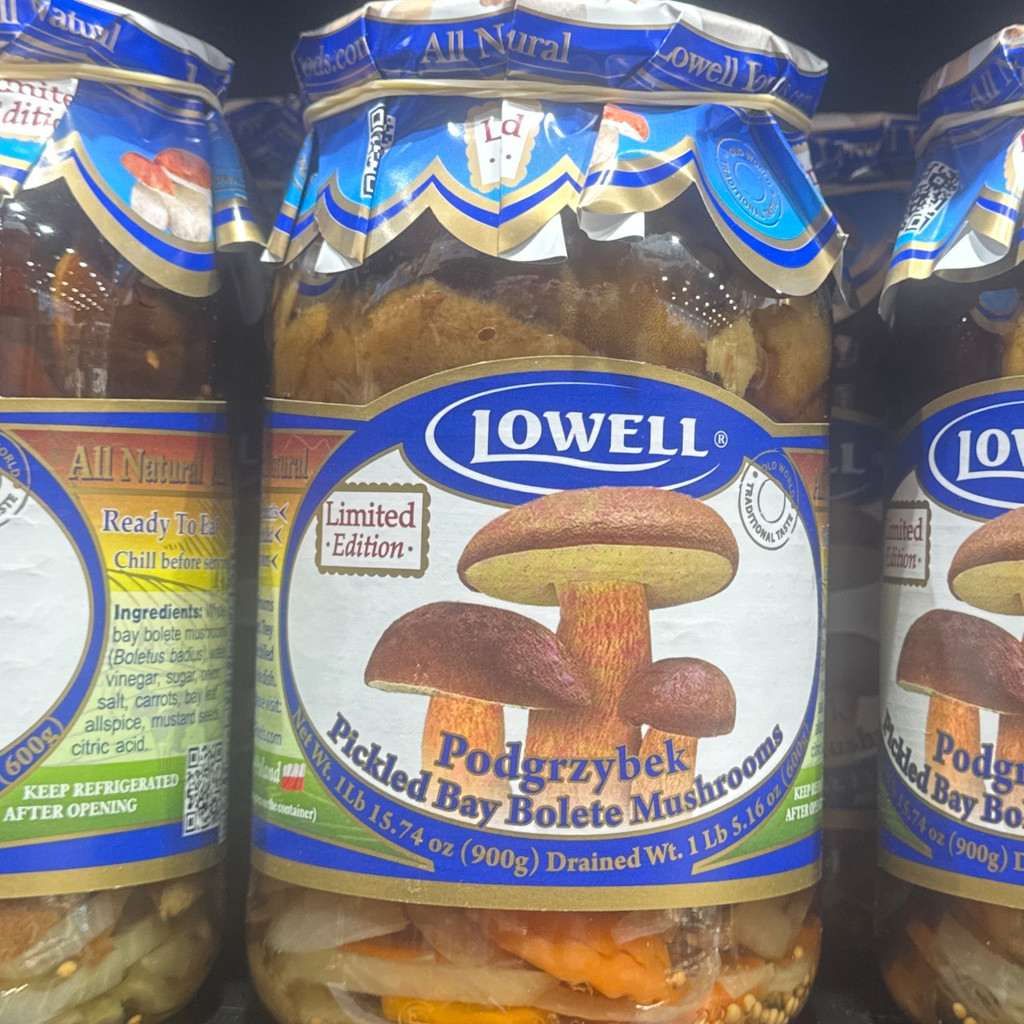 Image-Pickled bay bolete mushrooms