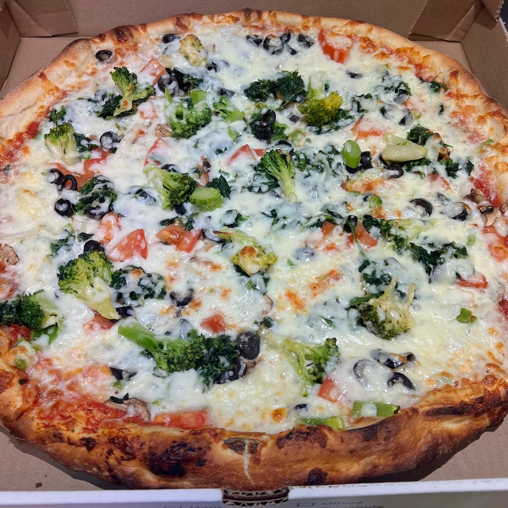 Image-Vegetarian (Gourmet Pizza)