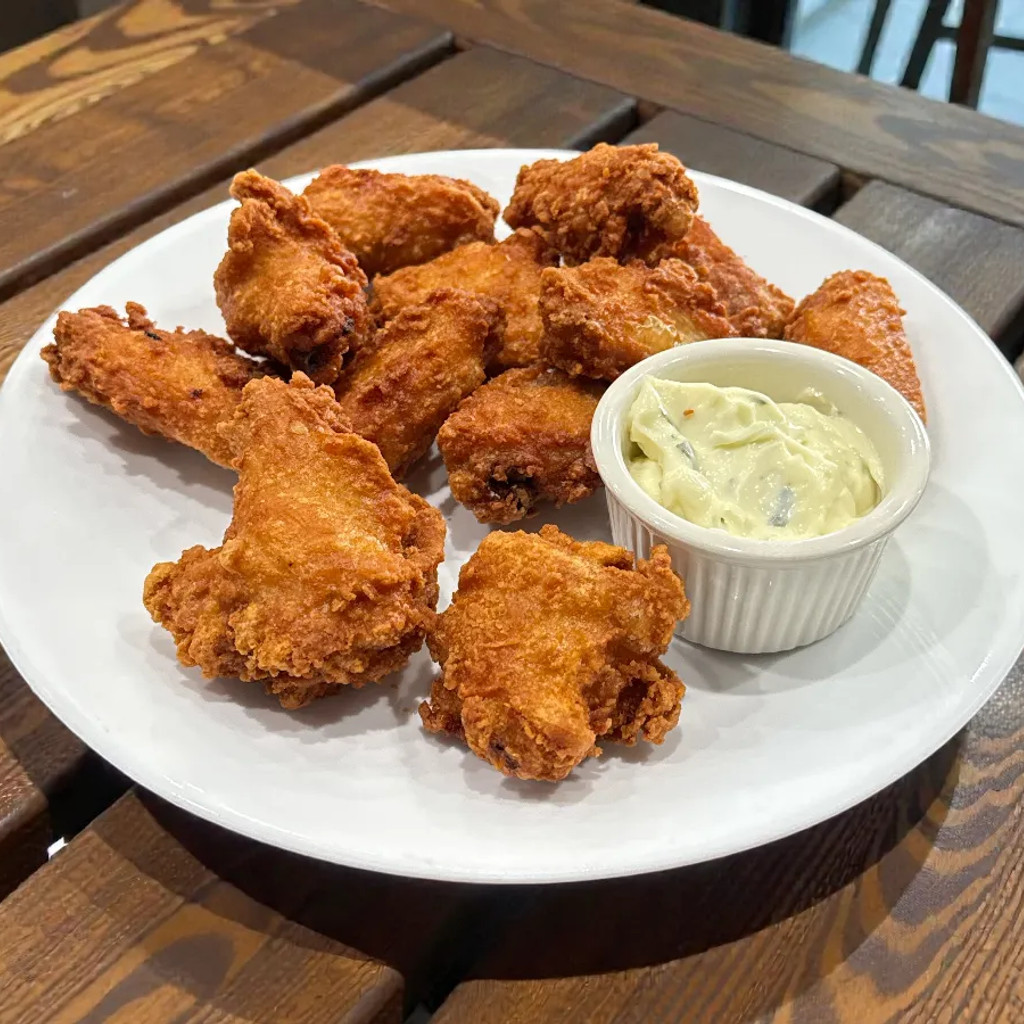 Image-Chicken Wings 8 Un