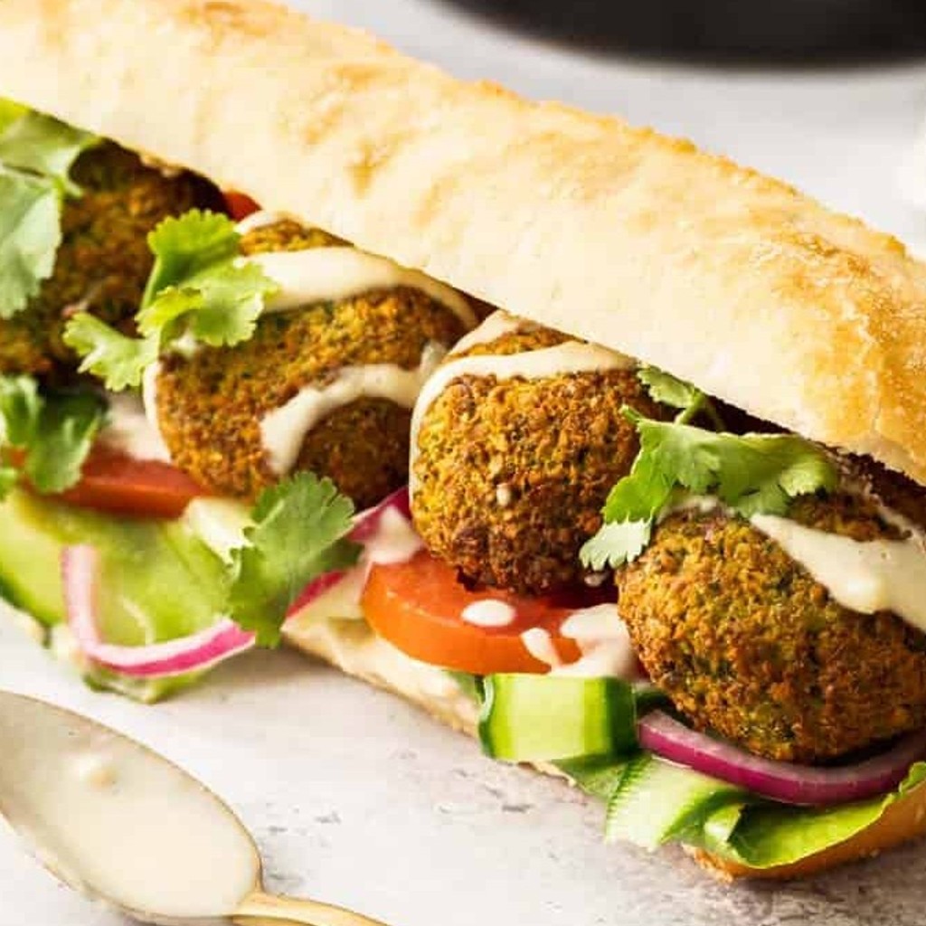 Image-Falafel Sandwich