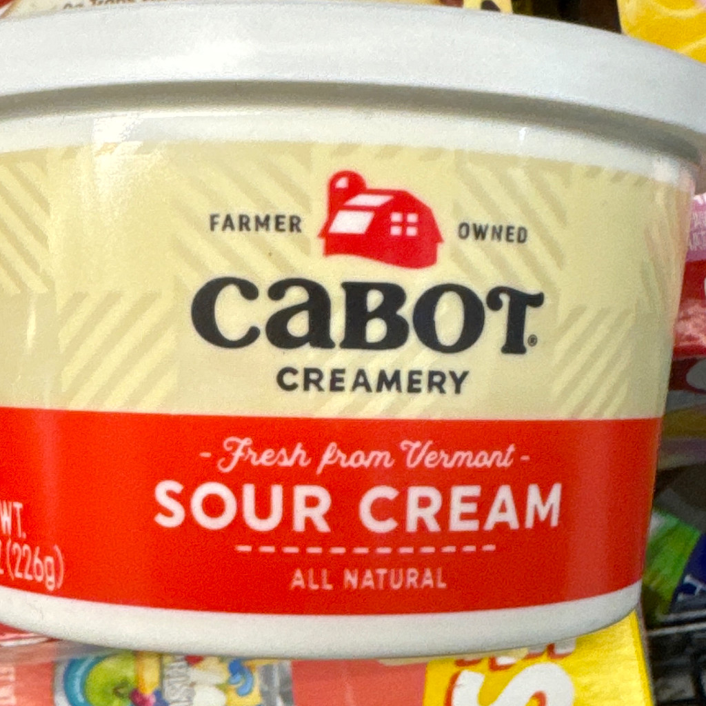 Image-Cabot sour cream 8 oz