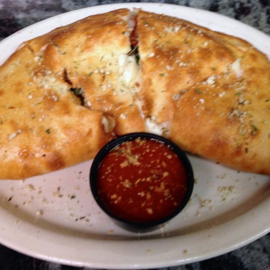 Image-10" CALZONE