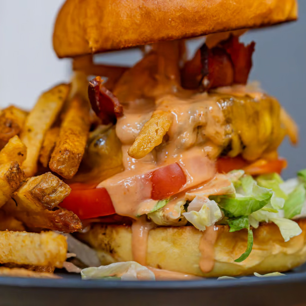 Image-Smokehouse Burger