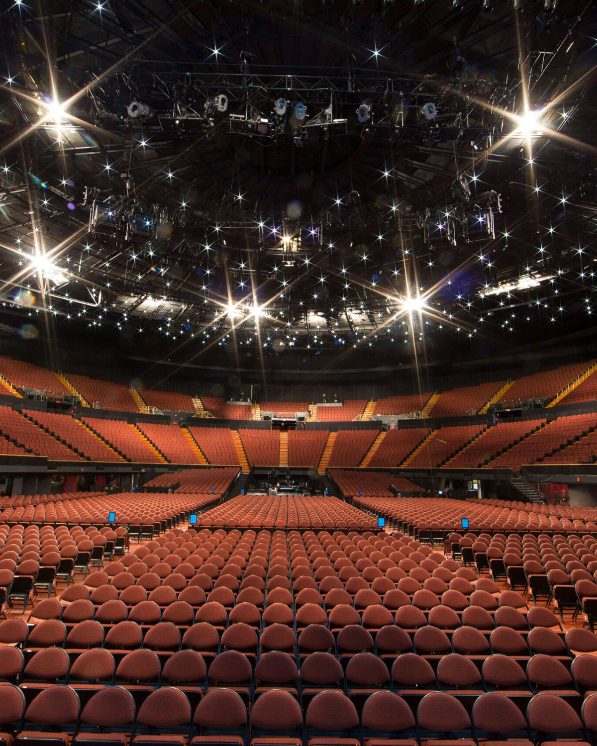 The Forum in Inglewood, a historic entertainment venue with a bold arena faade.