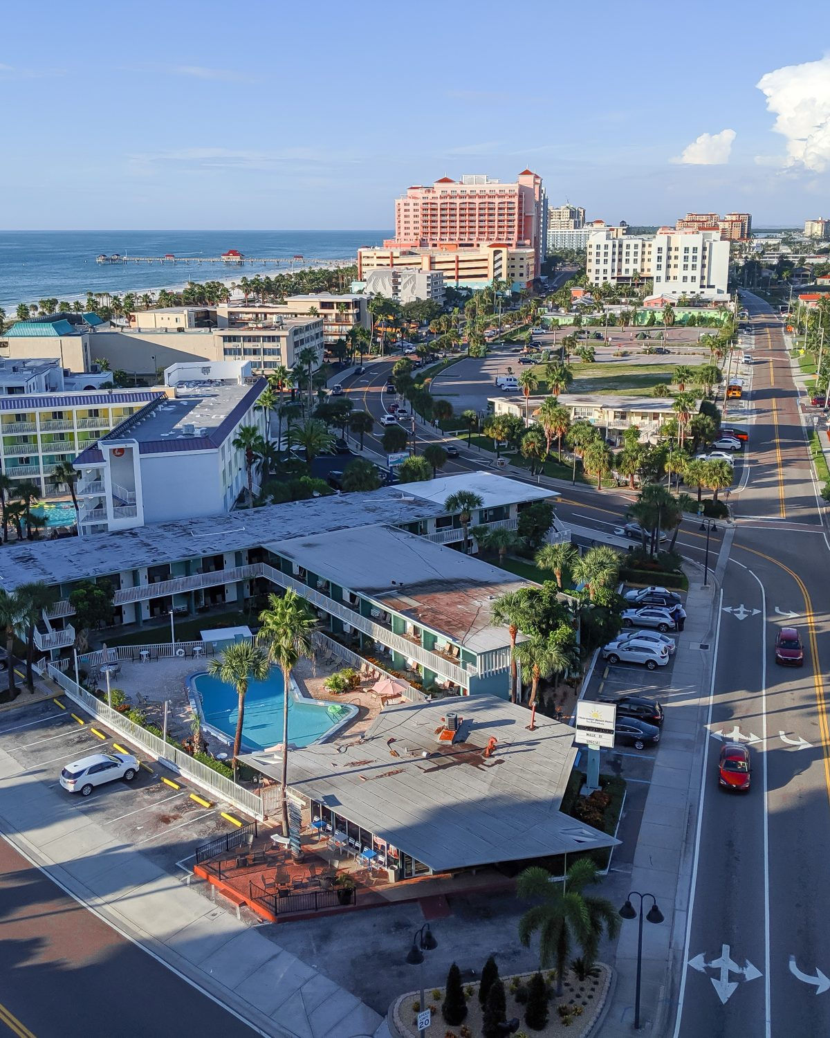 Overview of hotels, resorts, and buildings in Clearwater, FL