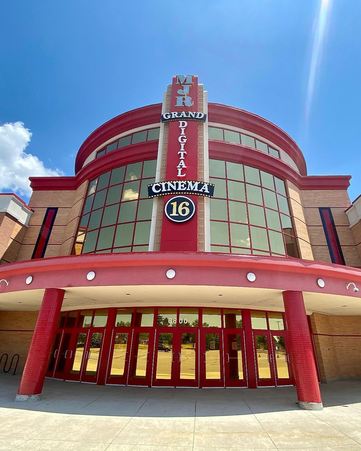 View of MJR Westland Grand Cinema 16 in Westland, MI