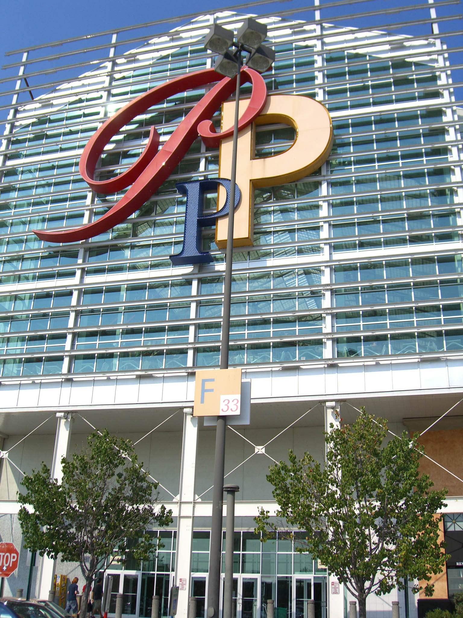 Exterior of Palisades Center in West Nyack, New York, a major Rockland County shopping, dining, and entertainment destination near HappyNest laundry pickup and delivery customers.