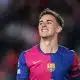 Le milieu du FC Barcelone Gavi grimaçant.
