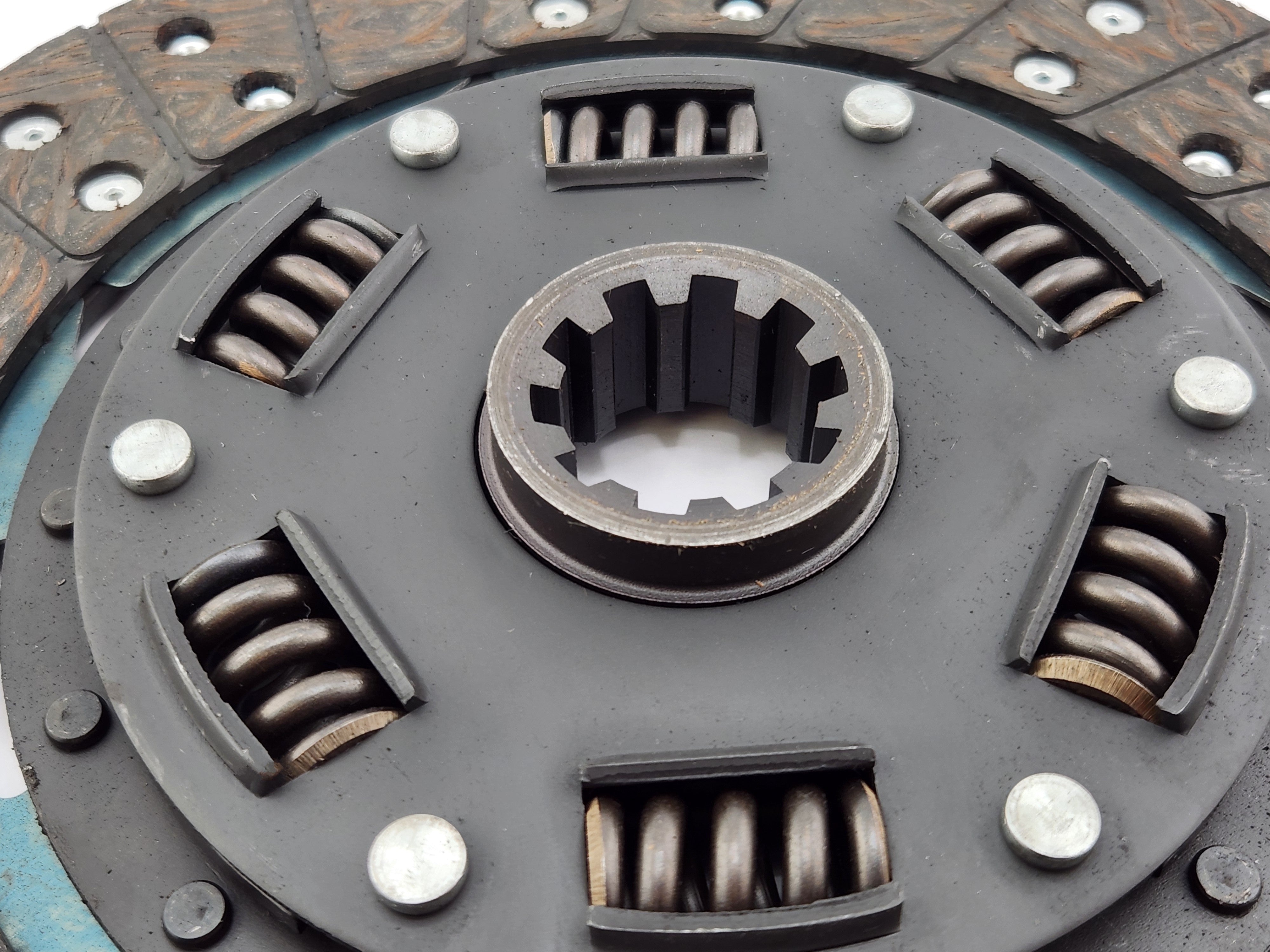 Clutch Disc Assembly - 9 1/4" For Fluid Drive Equipped Cars - Thumbnail 4
