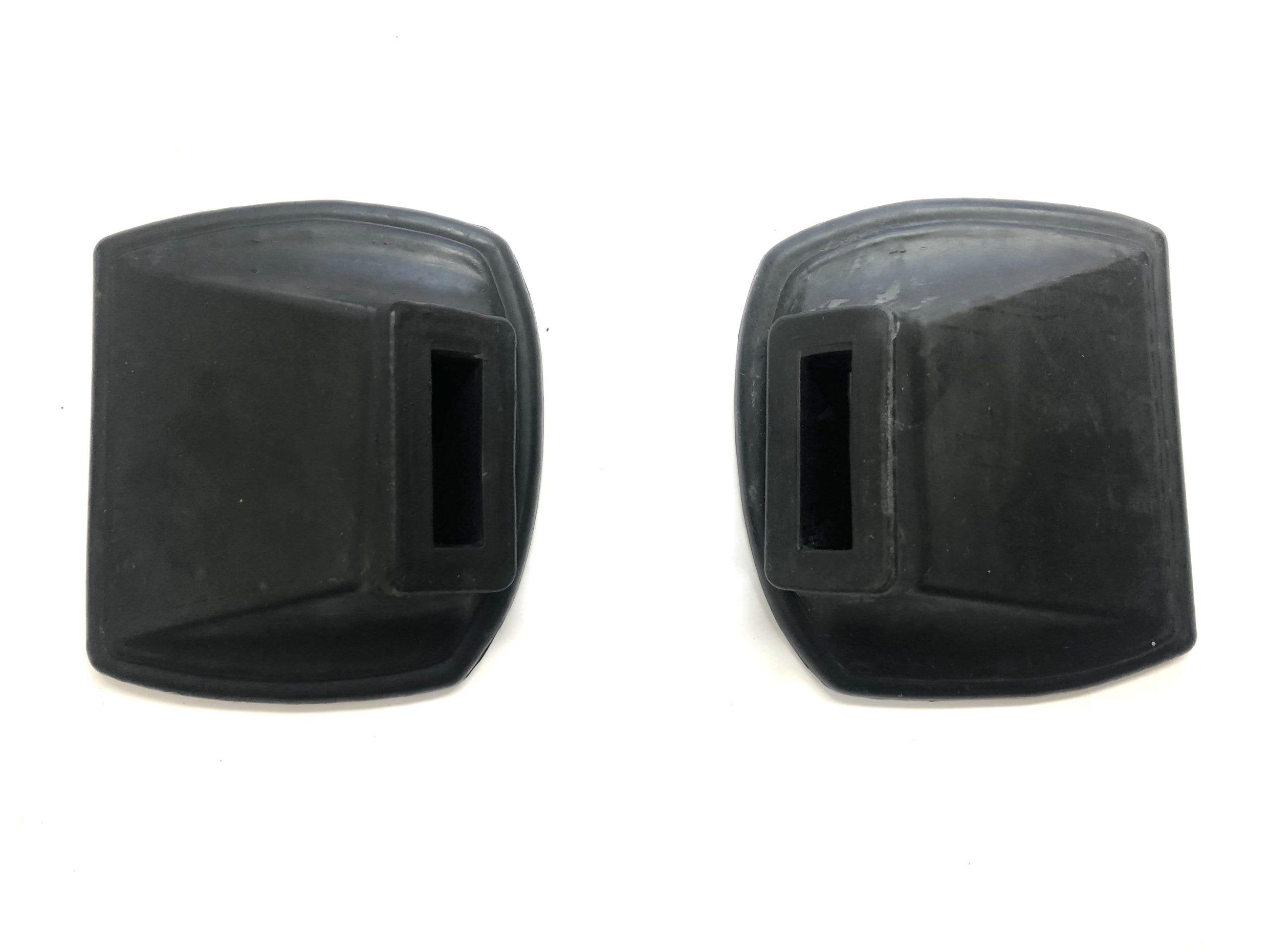 Rear Bumper Arm Grommets - Thumbnail 2