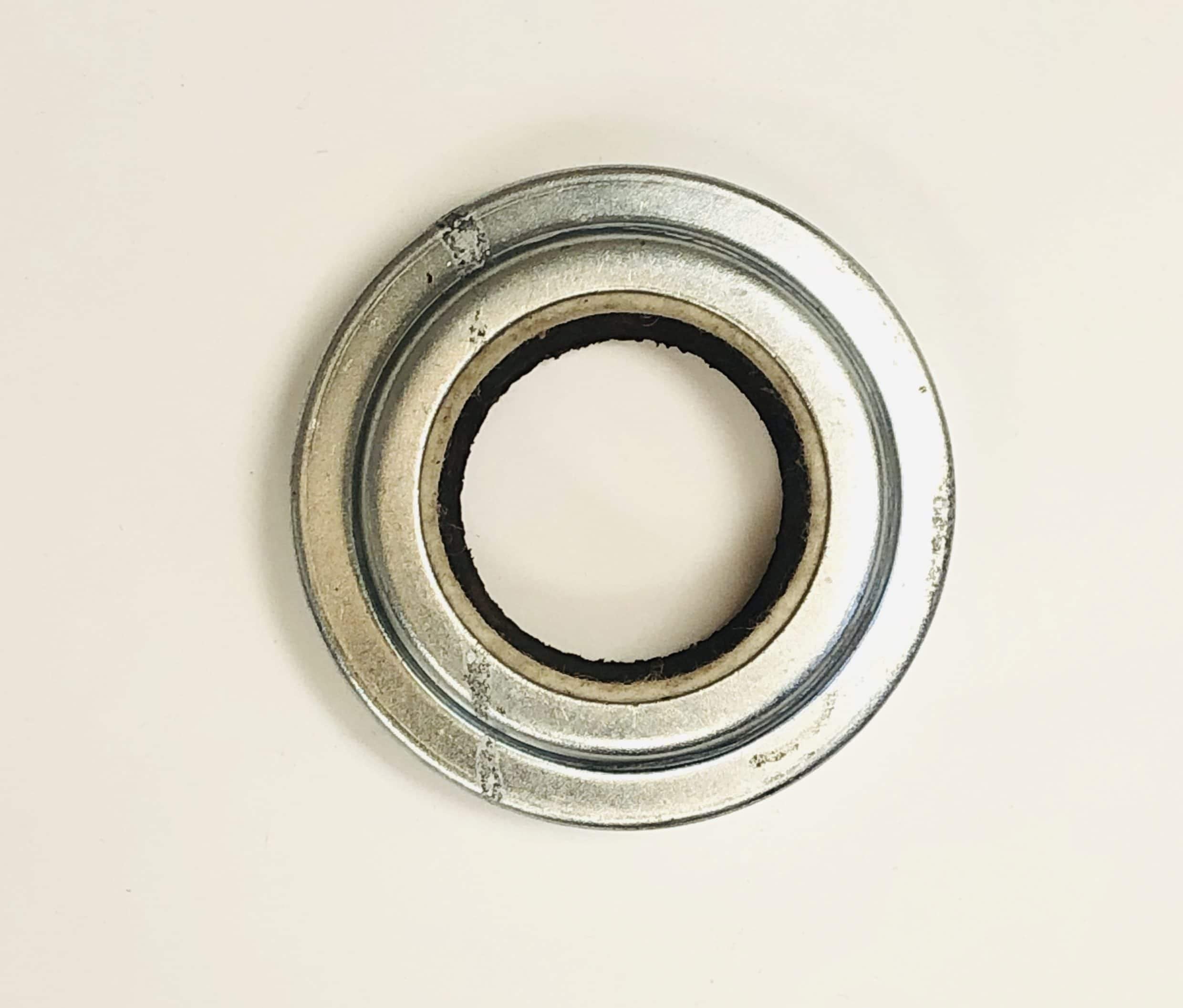 Pinion Seal - Thumbnail 2