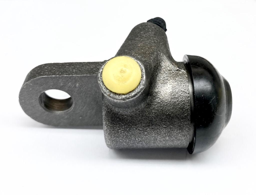 Wheel Cylinder - Front Left, Lower - Thumbnail 2