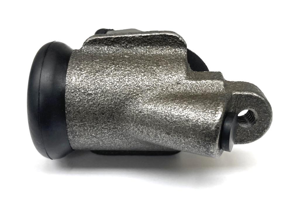 Wheel Cylinder - Front Left, Upper - Thumbnail 2