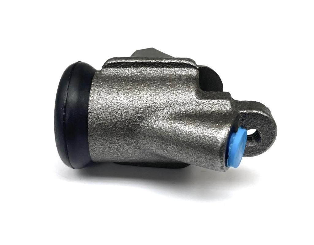 Wheel Cylinder - Front Right, Upper - Thumbnail 2