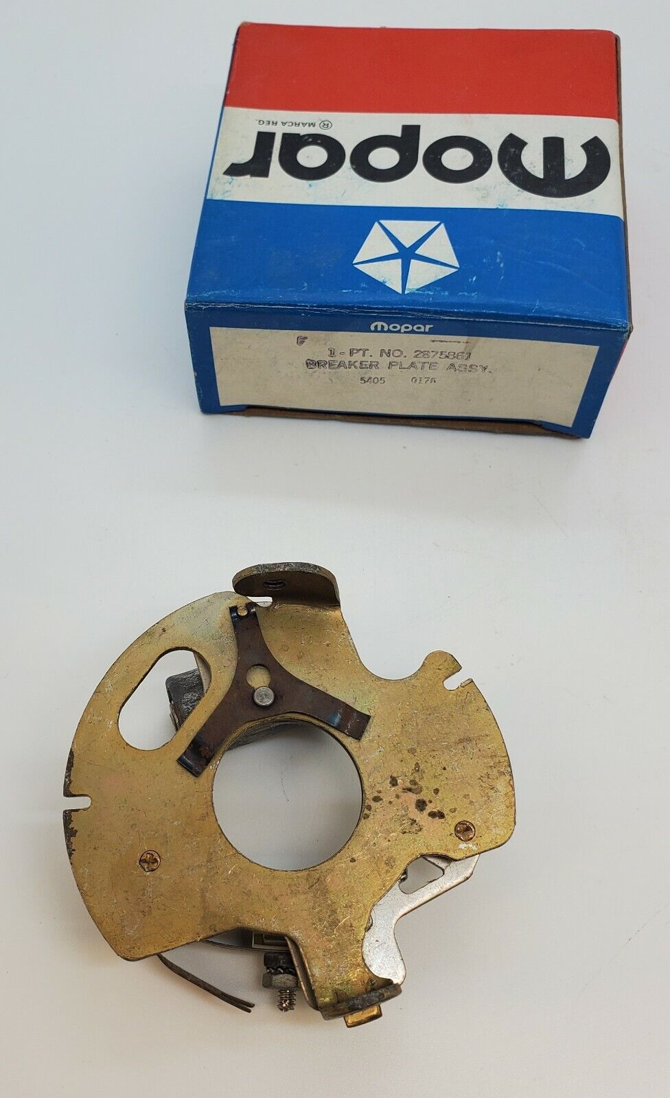 Distributor Breaker Plate Assembly - Thumbnail 2