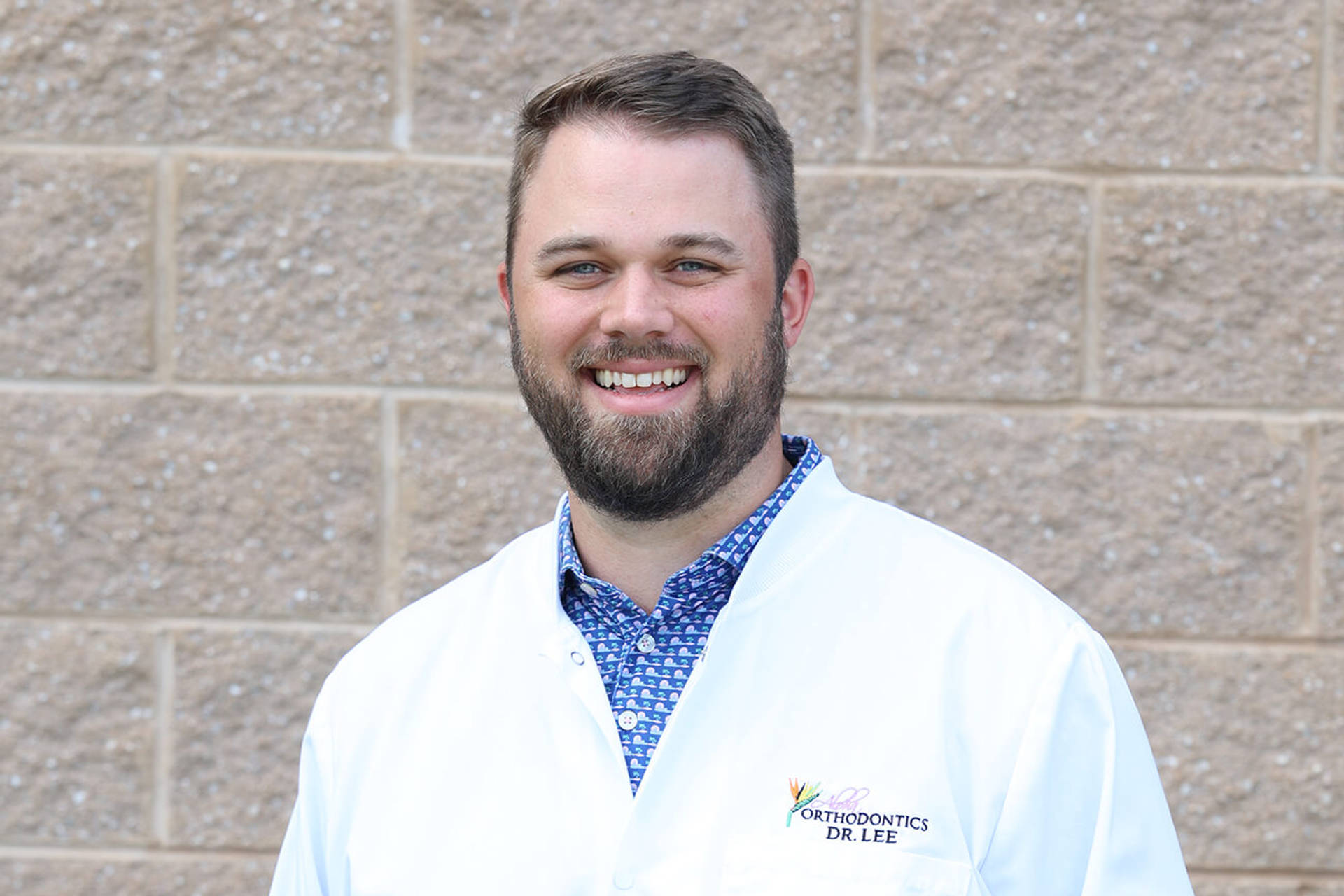 Headshot of Dr. Hunter Lee