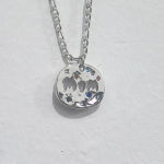 Mother’s Day MAMA Necklace Gift Irregular Circular Guardian Pendant Necklace New Fashion Stainless Steel Necklace Accessory Gift