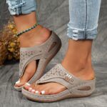 Trendy Solid Color Mesh Breathable Sports Sandals, Wear Resistance Non Slip Flip Flops, Casual Versatile Open Toe Beach Slippers