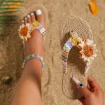 Women’s fashion trend accessory Sunflower anti-slip wear soft sole flat flip flops