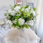 Q25 High Quality Artificial Flowers Green Clover White Rose for DIY Wedding Centerpiece Mother’s Day Gift Bulk Silk Flower Ball
