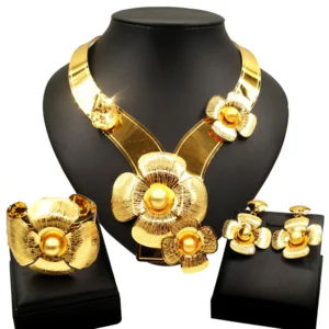 Zhuerrui Luxury Flower Dubai Jewelry Set Good Quality Electroplated Gold Copper Jewellery Sets Fashion Mother's Day Gift NH00035