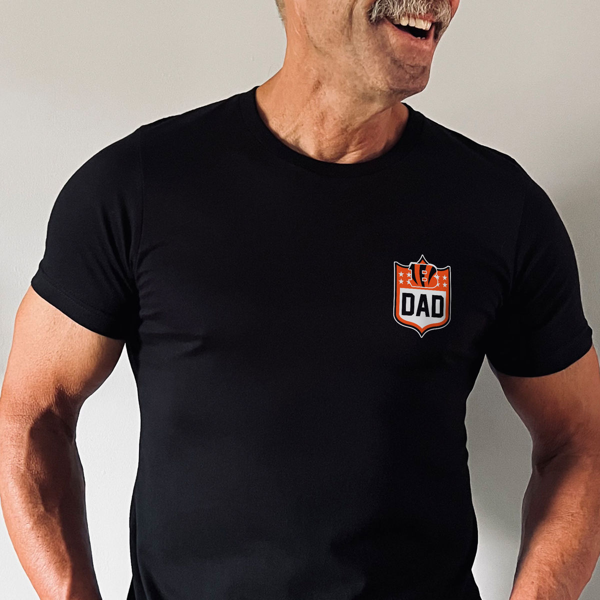 Personalized Tshirt - Favorite Team DAD - NFL Dream Team - Best Gift for Father's Day (57683) - Personalized Shirt_5