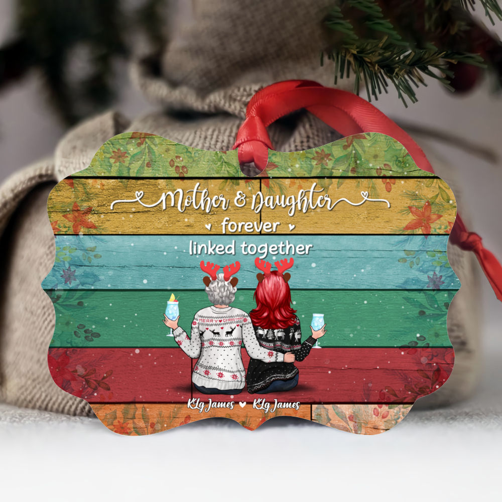 Personalized Ornament - Xmas 2021 - Mother and Daughters Forever Linked  Together (M)