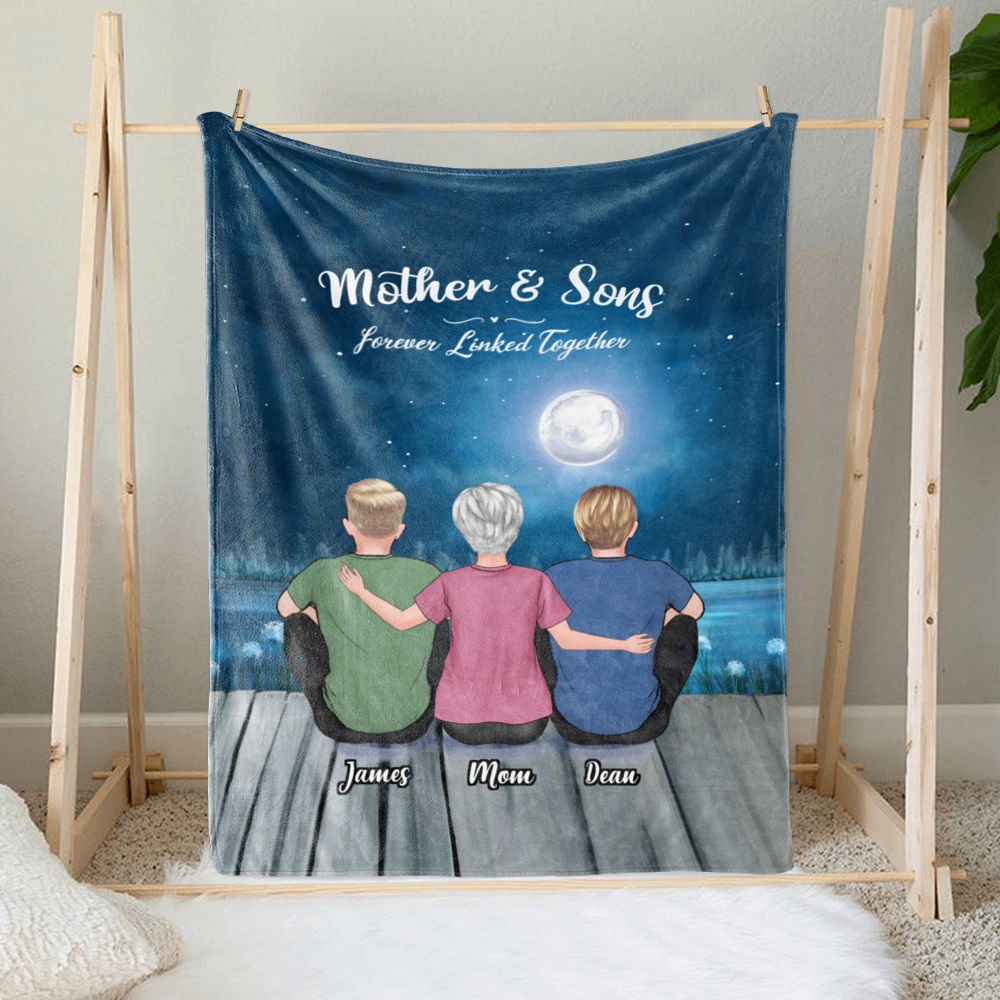 Personalized Blanket - Mother's Day Blanket - Moon - Mother And Sons Forever Linked Together_1