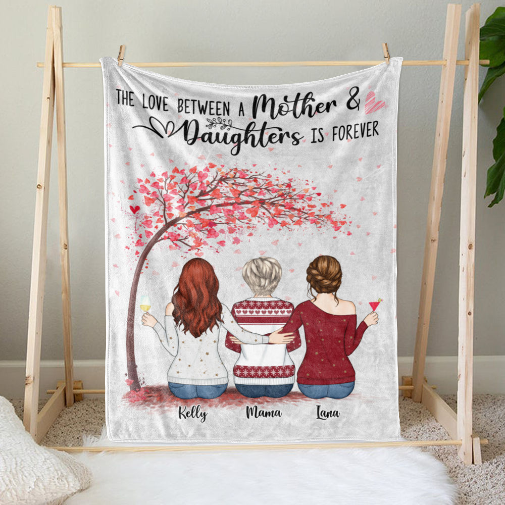 Personalized Blanket - Daughter and Mother Blanket - The love between a Mother and Daughters is forever (Black)_1