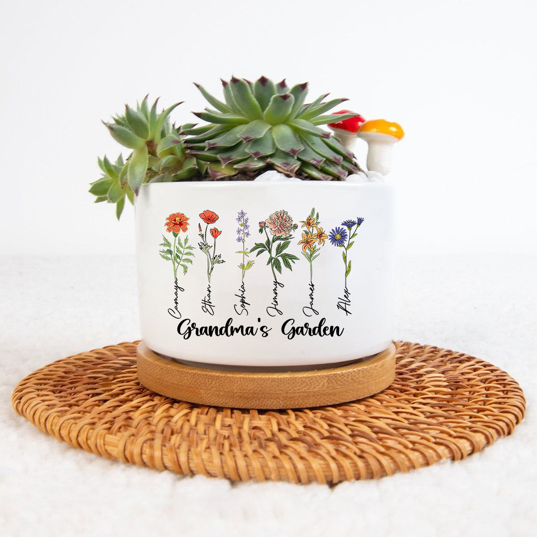 Mother's Day 2023 - Personalized Mom's Garden Flowers Plant Pot, Custom  Mom's Garden Flower Pot, Grandma Nana Mimi Nini Grandkids Name Succulent  Pot 29957