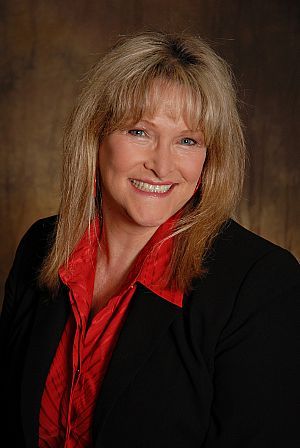 Terri Martinez Realtor Photo