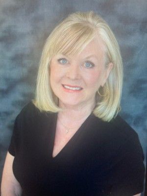 Sue Deaton Realtor Photo