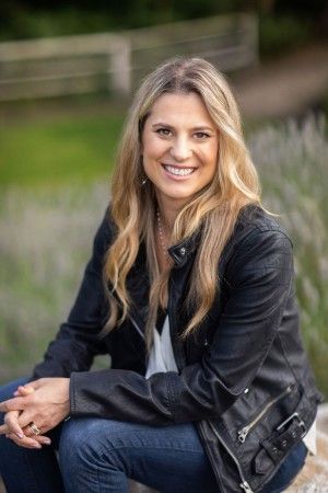 Karin Ayling Realtor Photo