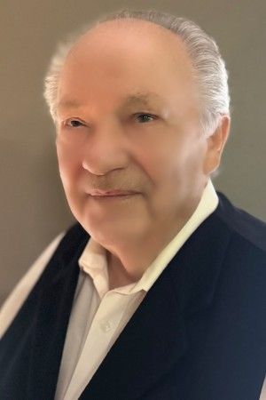 Larry Hand Realtor Photo