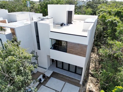 house photo 2