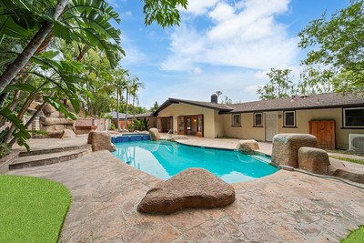 house photo 2