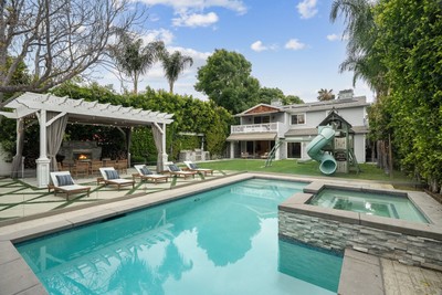 house photo 2