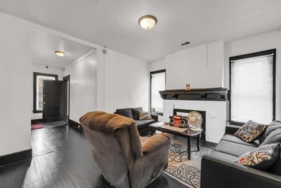 house photo 3