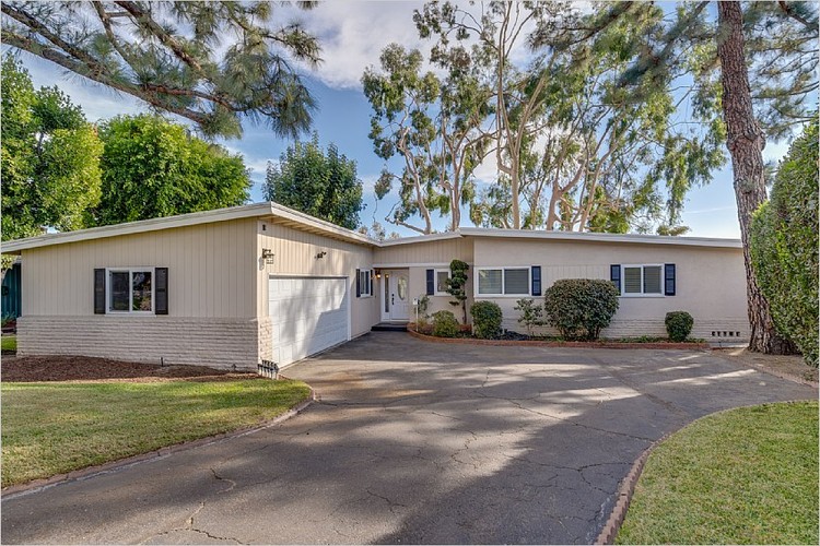 932 crestview Drive